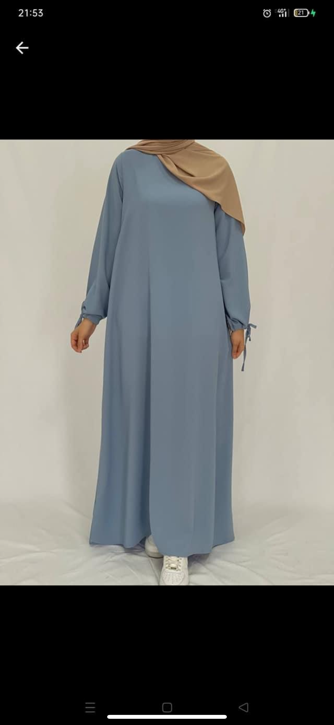 Robe Hind