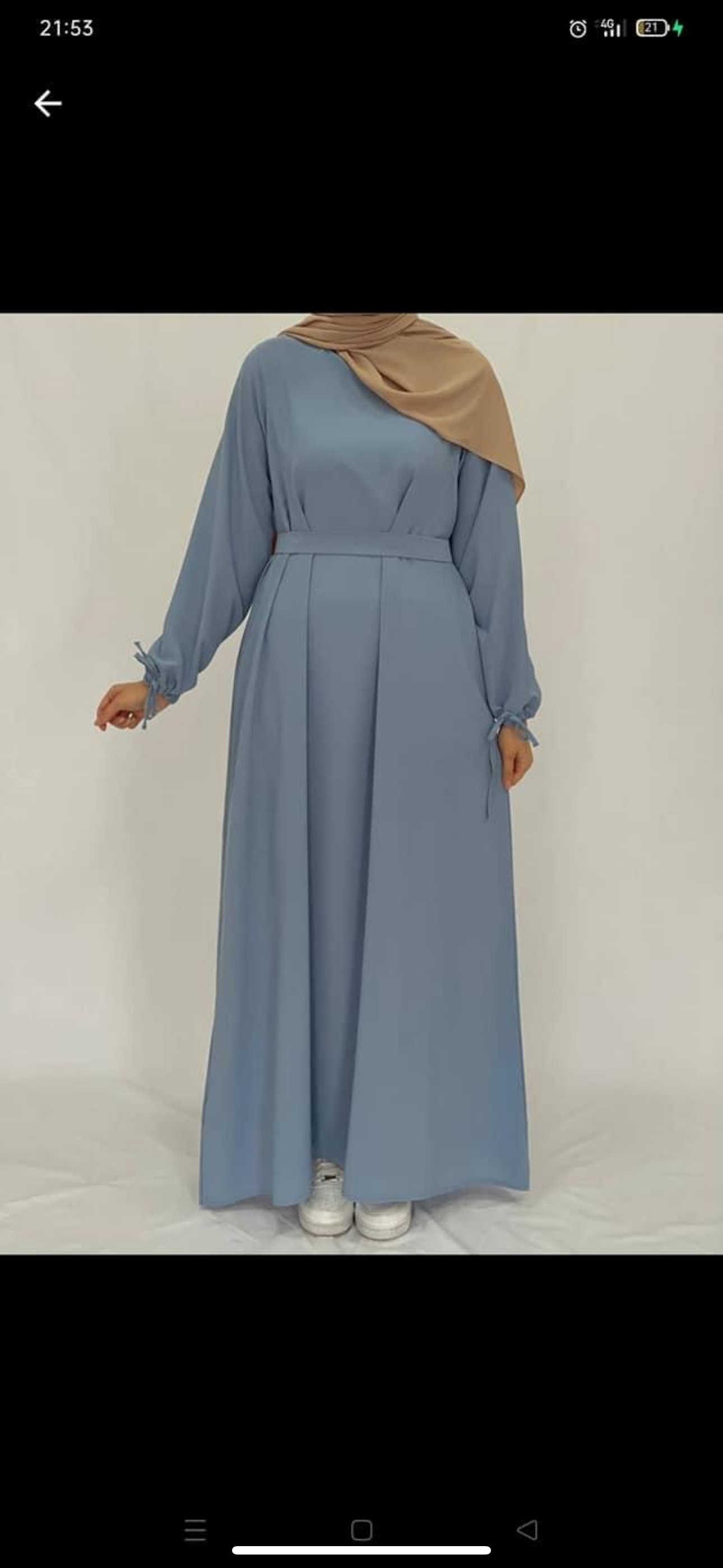 Robe Hind