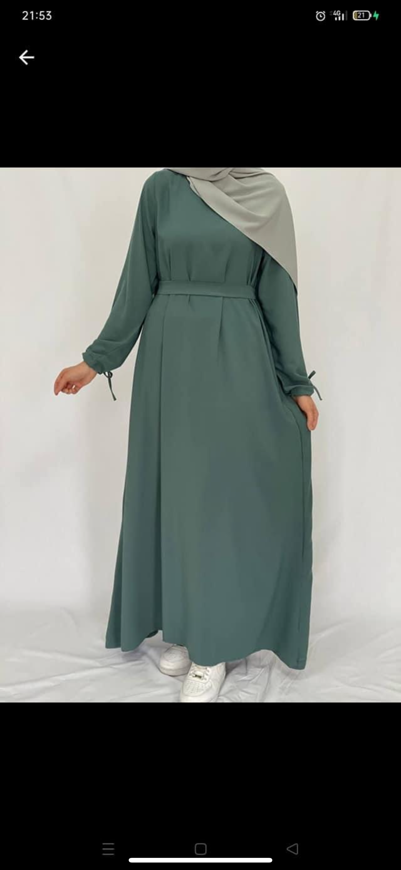 Robe Hind