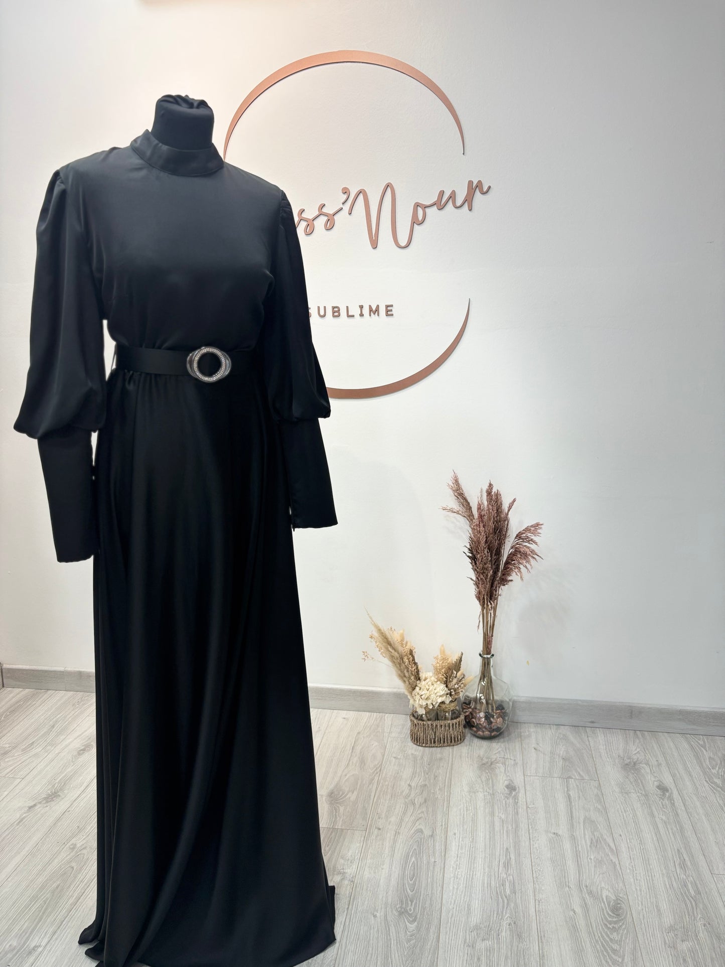 Robe Sarah