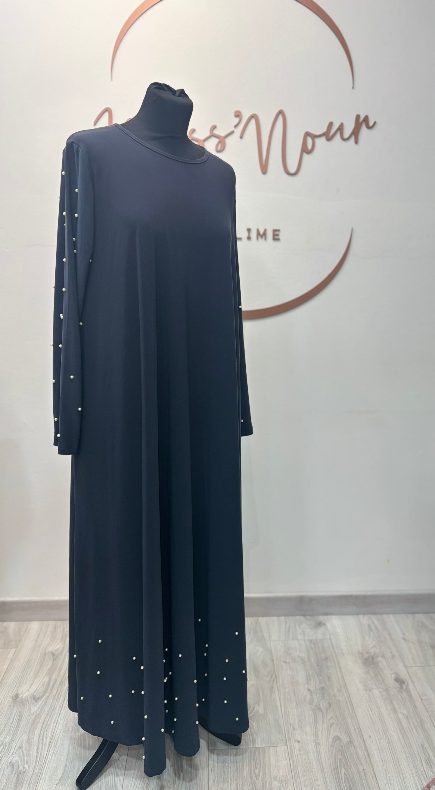 Robe Assia