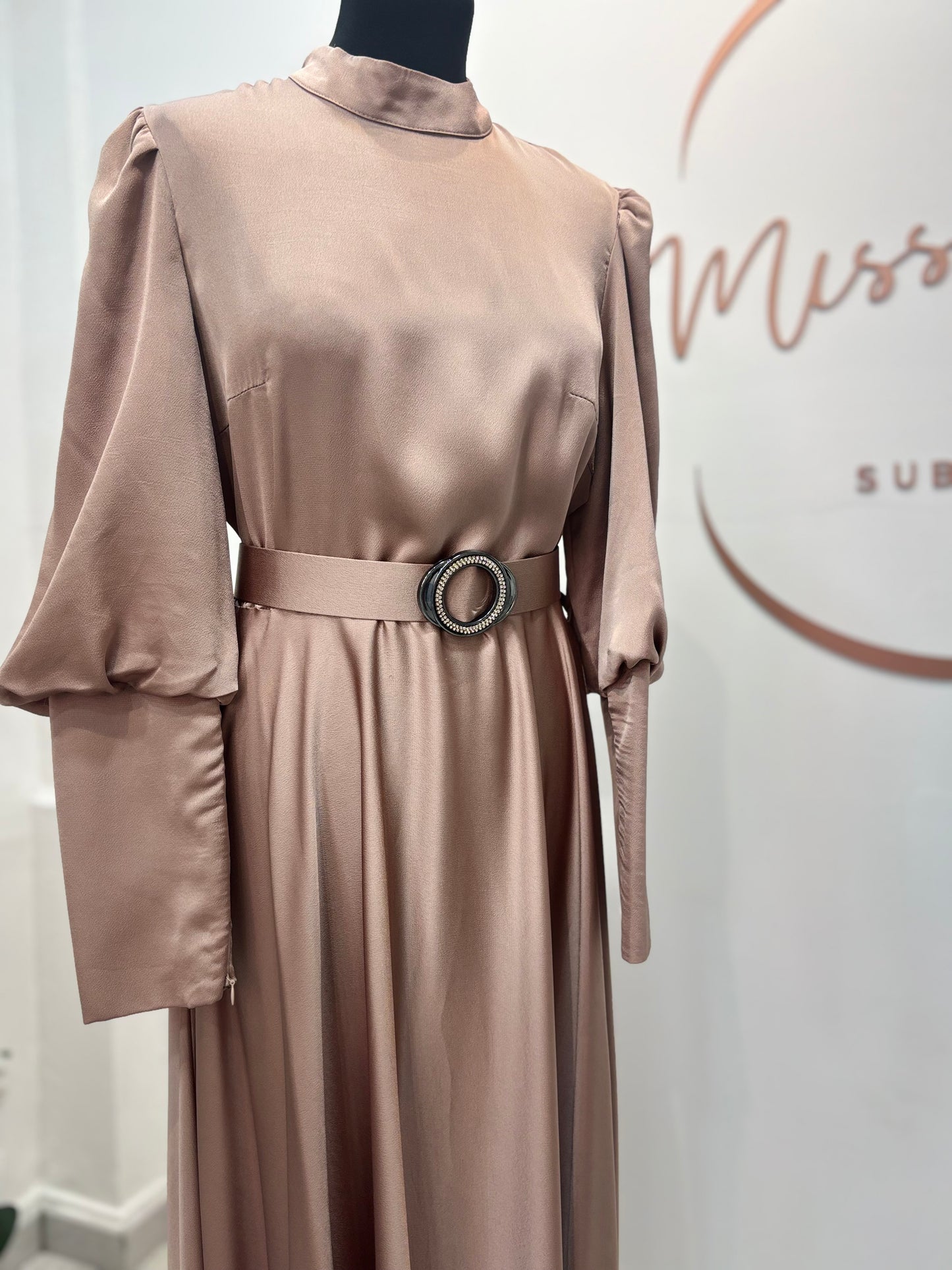Robe Sarah