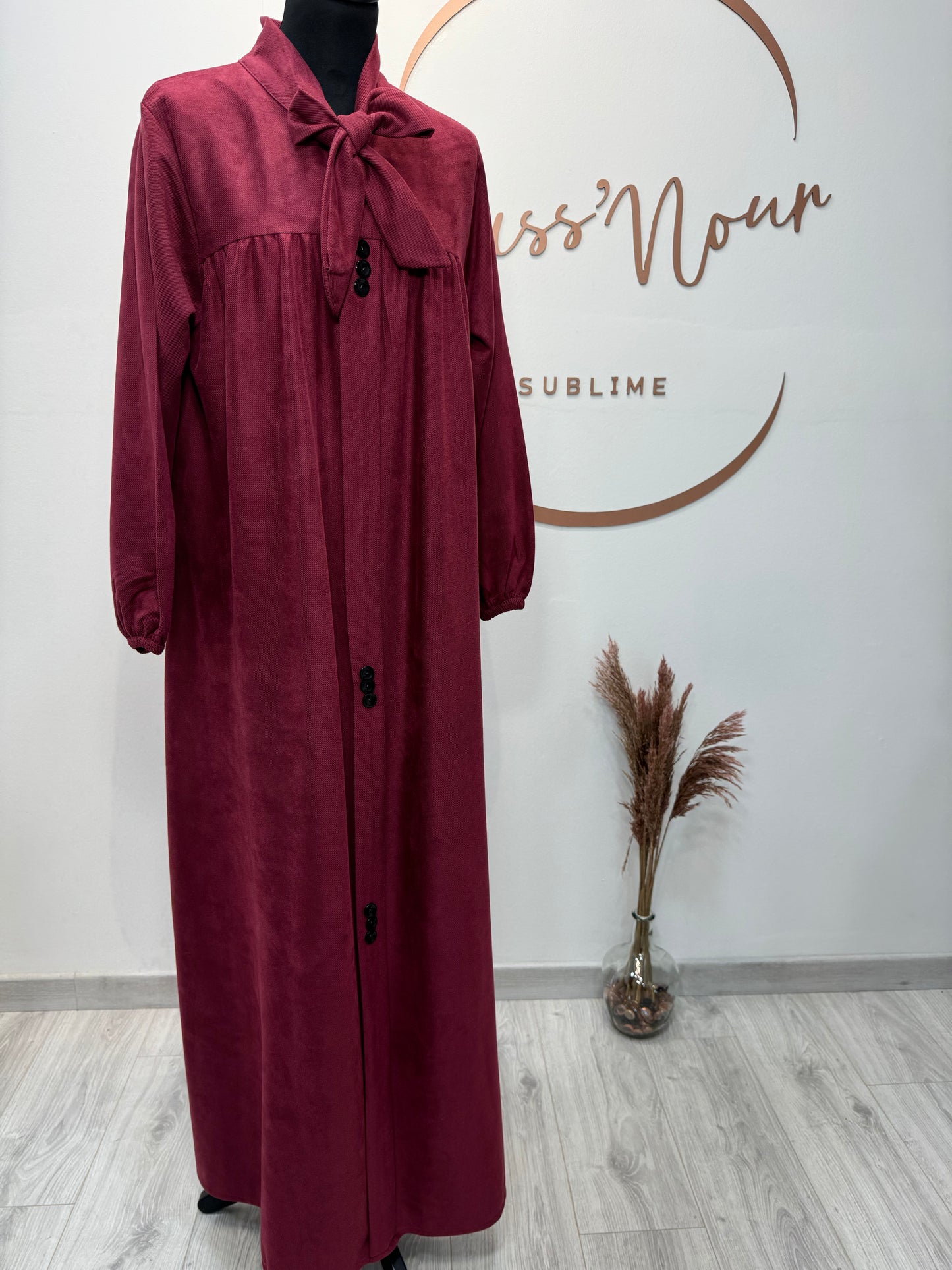 Robe Nour