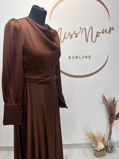 Robe Leyla