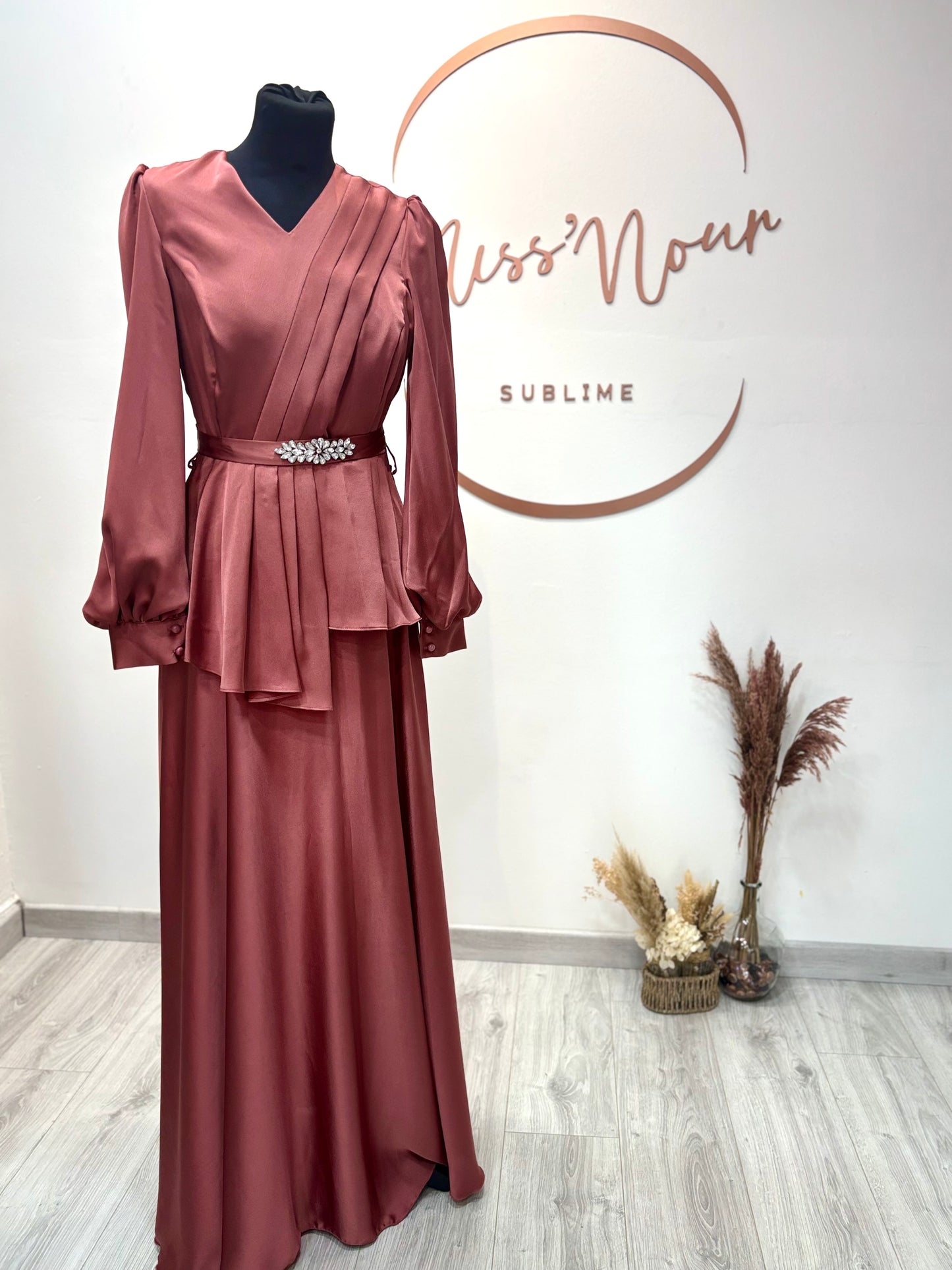 Robe Nour